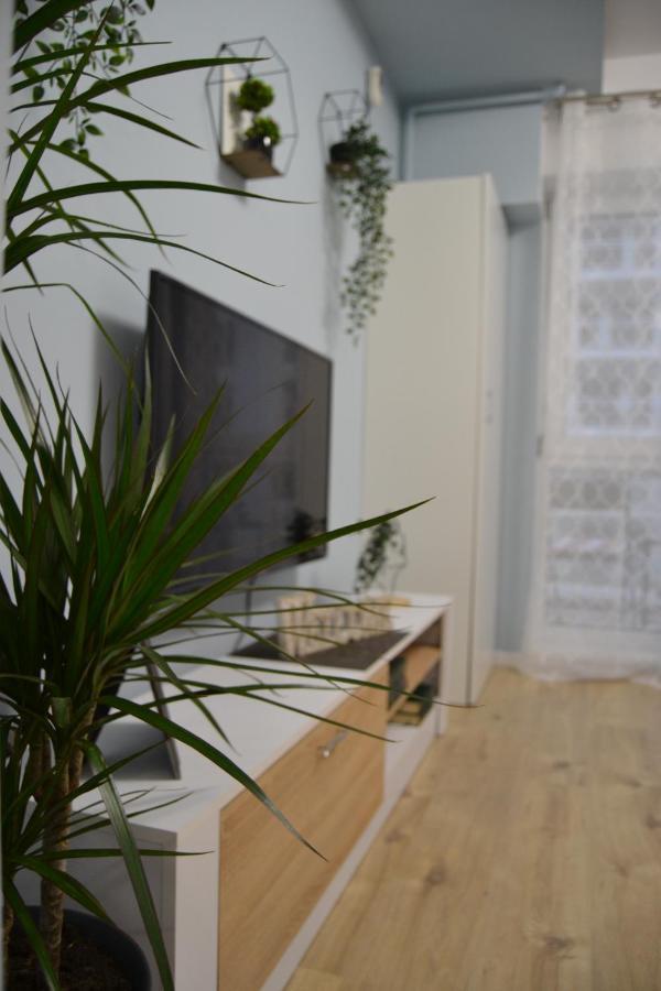 Sunshine - New & Quiet 1Br Apt, Business Area, Close To Airport, Highway A3, Subway 布加勒斯特 外观 照片